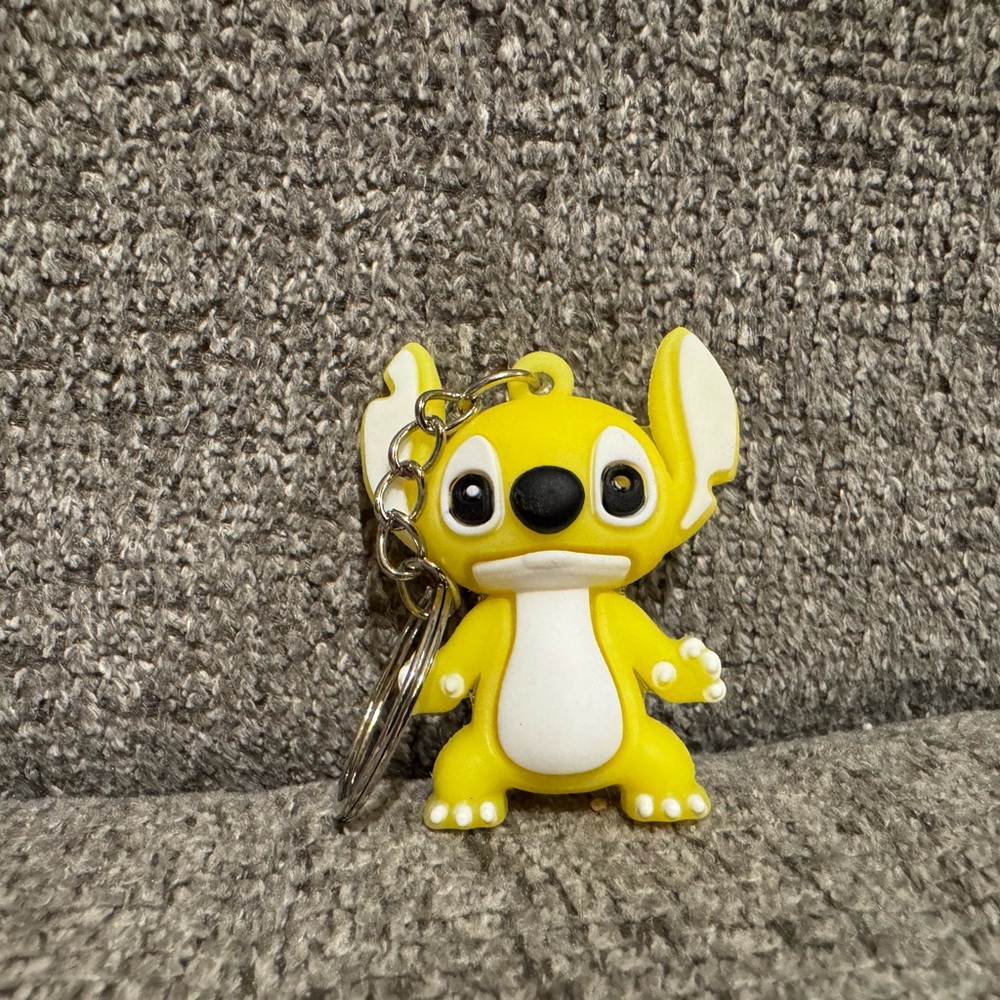 Charming Yellow Keychain - Picture 3 of 3